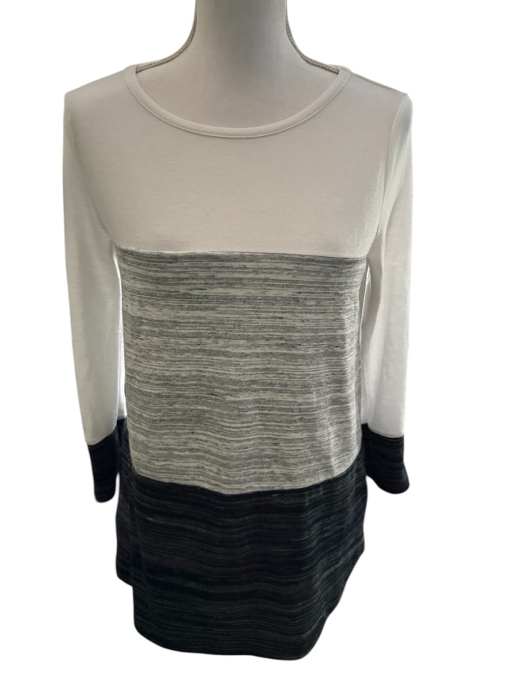 Pink Clover Colorblock Long Sleeve Tunic in White, Gray & Black
